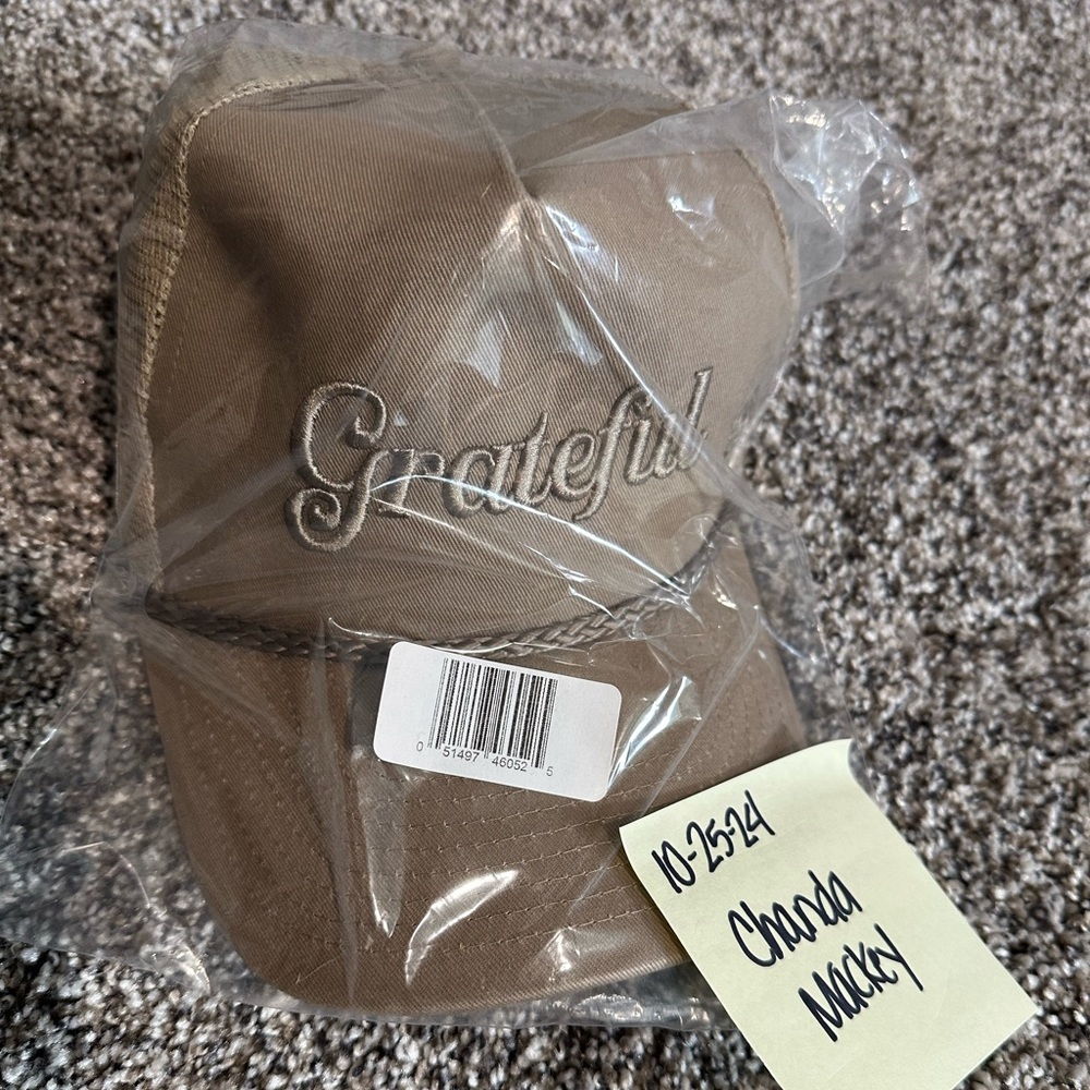 Living Fully Co. 2024 Grateful Hat